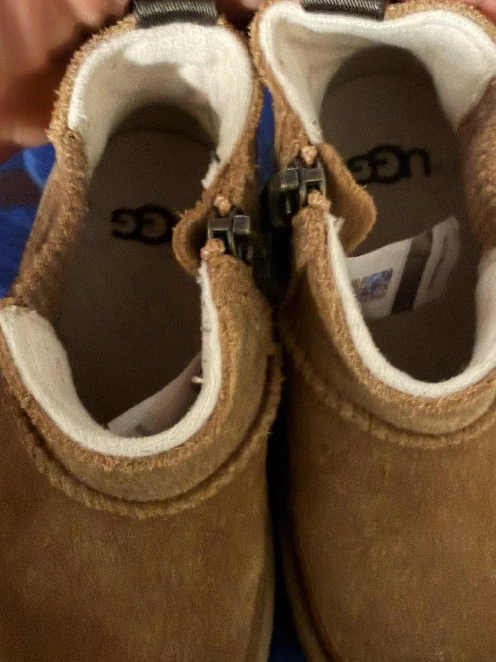 UGG Boots Toddler 9c